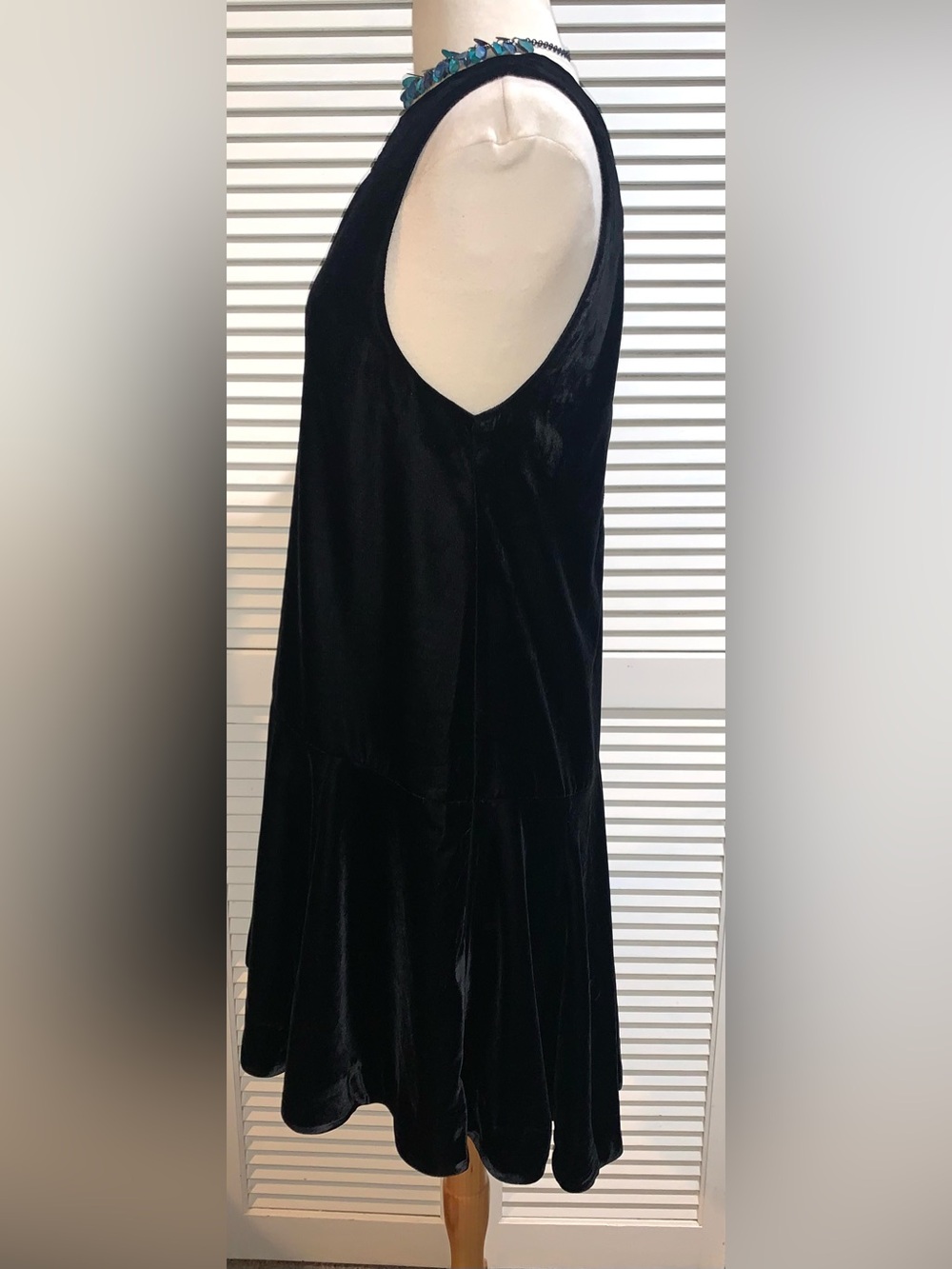 Free People Black Velvet Soft Focus A Line Drop Waist Sleeveless peplum dress - Picture 6 of 8